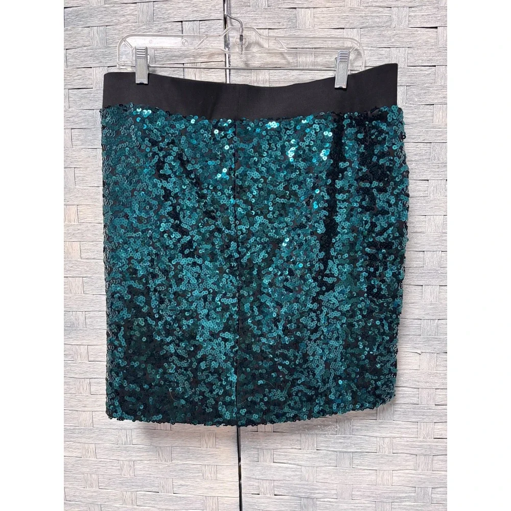 NWT Torrid 0‎ Mini Skirt Emerald Green Sequin Elastic Waist Sparkly Holiday Glam